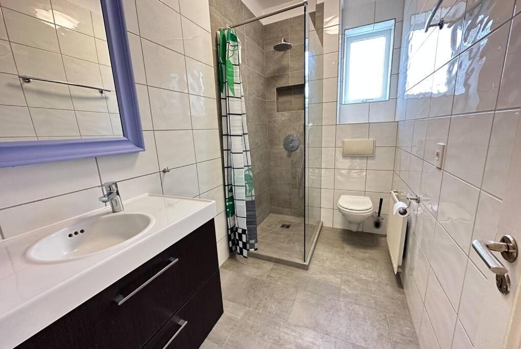 Beautiful 2 Bedroom Apartment Downtown Рейк'явік Екстер'єр фото